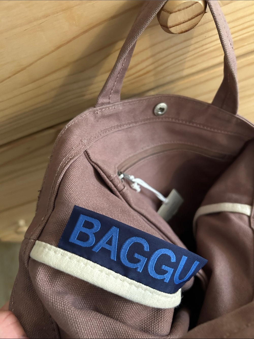 Baggu Duck Bag Mauve Canvas Everyday Tote Bag with Crossbody Strap - Picture 4 of 5